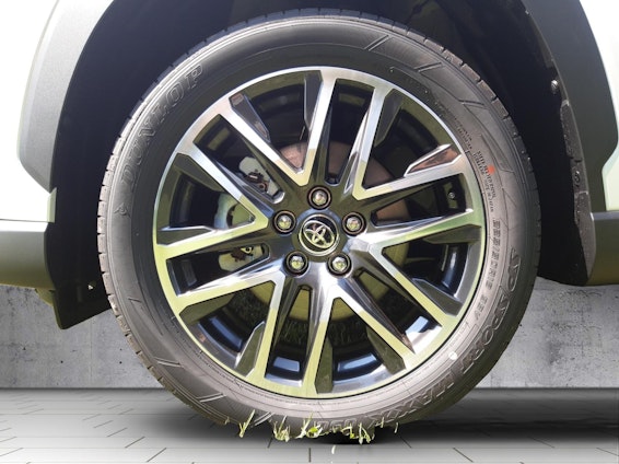 Vehicle image 14 Vehicle image 14