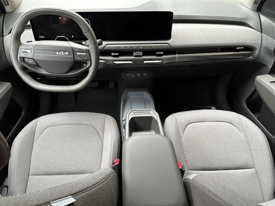 Vehicle image 7 Vehicle image 7