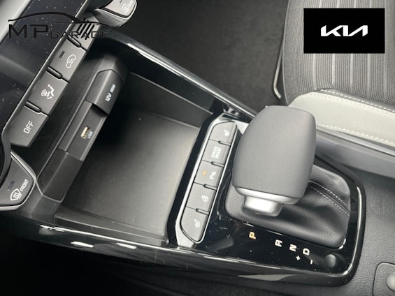 Vehicle image 11 Vehicle image 11