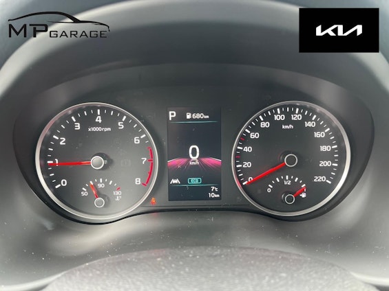 Vehicle image 9 Vehicle image 9