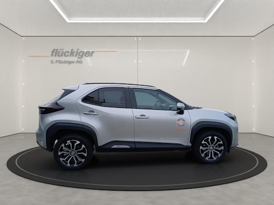 Vehicle image 3 Vehicle image 3