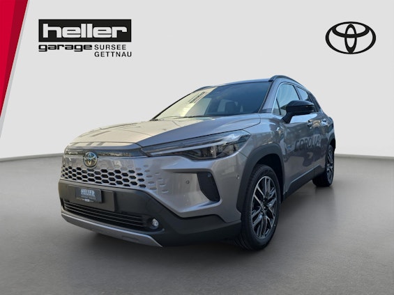 First vehicle image