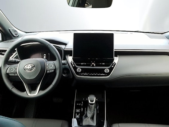 Vehicle image 8