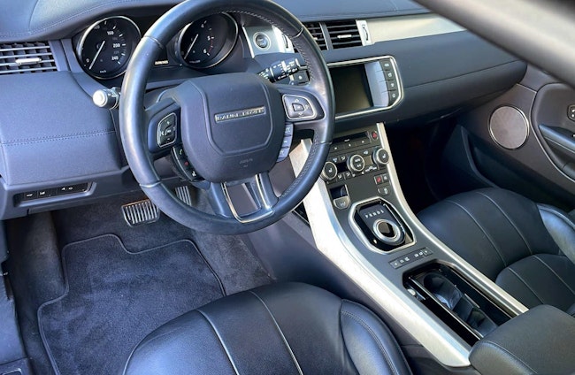 Vehicle image 4 Vehicle image 4