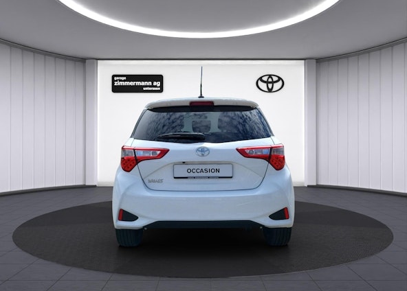 Vehicle image 6 Vehicle image 6