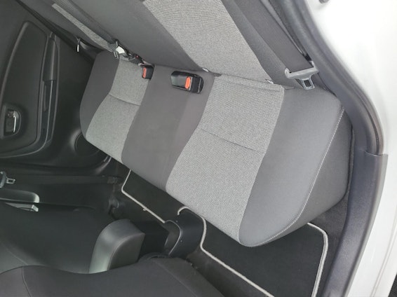 Vehicle image 13 Vehicle image 13