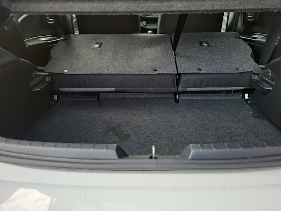 Vehicle image 15 Vehicle image 15