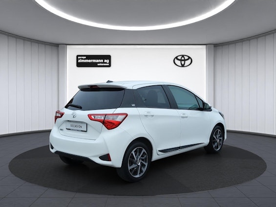 Vehicle image 6 Vehicle image 6