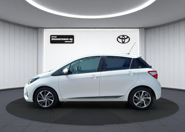 Vehicle image 9 Vehicle image 9