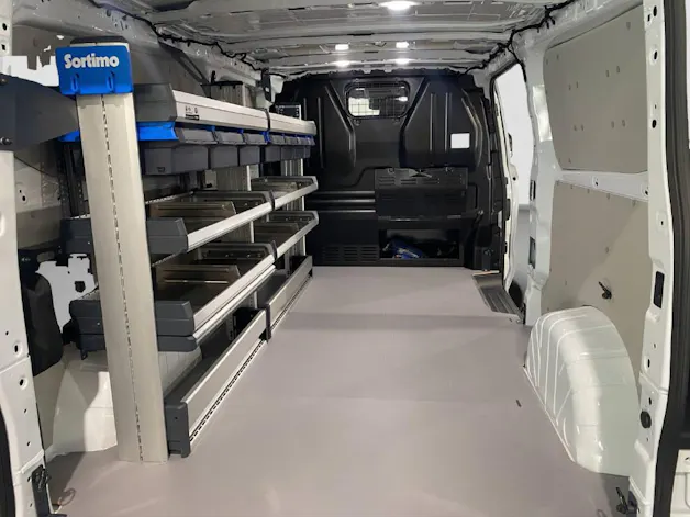 Ford Transit Custom Van 320 L2 2.5 Duratec 233 PS Trend