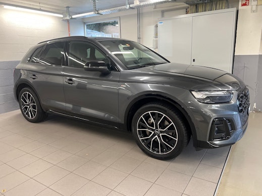 AUDI Q5 2.0 40 TDI Black Edition quattro S-Tronic 2