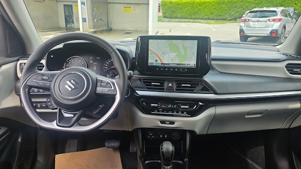 Vehicle image 9