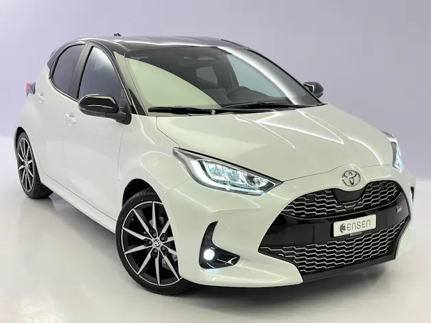 Toyota Yaris 1.5 VVT-i HSD GR Sport