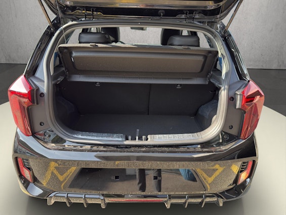 Vehicle image 13 Vehicle image 13