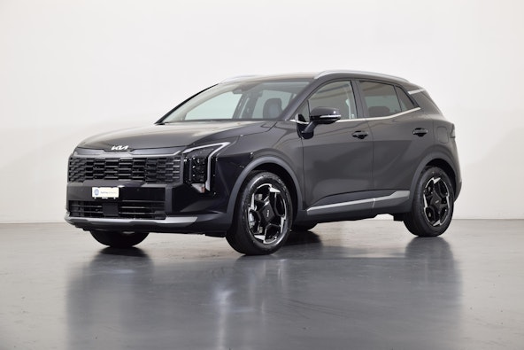 First vehicle image