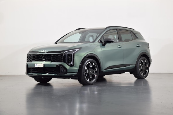 First vehicle image