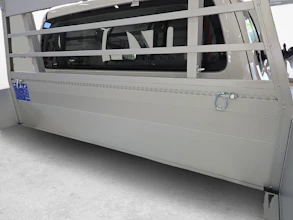 https://vehicle.imgix.net/3982435/d379cd32-9a7a-47e2-9e2a-4b8bb1ceb024.jpg
