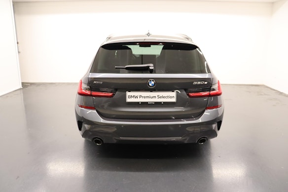 BMW 330e xDrive SAG Touring 3