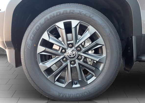 Vehicle image 14 Vehicle image 14