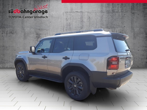 Vehicle image 11 Vehicle image 11