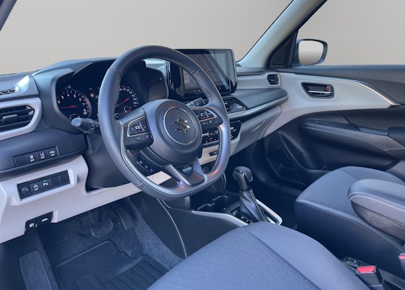 Vehicle image 6 Vehicle image 6