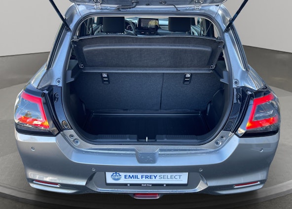 Vehicle image 10 Vehicle image 10