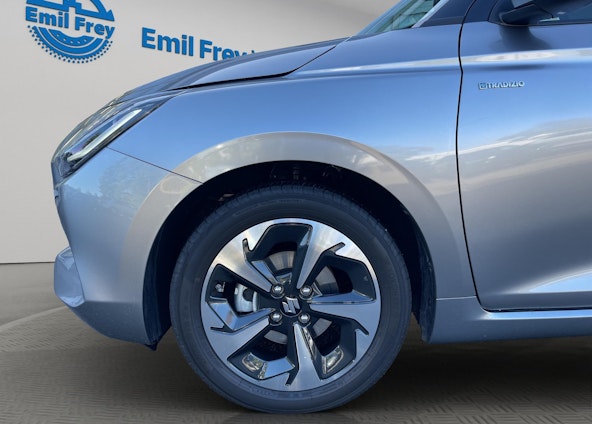 Vehicle image 3 Vehicle image 3