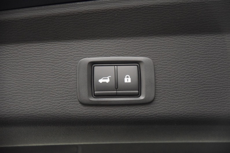 Vehicle image MITSUBISHI OUTLANDER