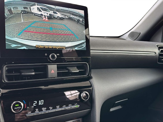 Vehicle image 13 Vehicle image 13