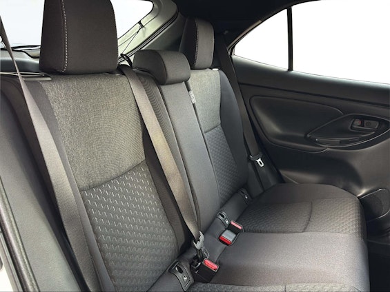 Vehicle image 14 Vehicle image 14