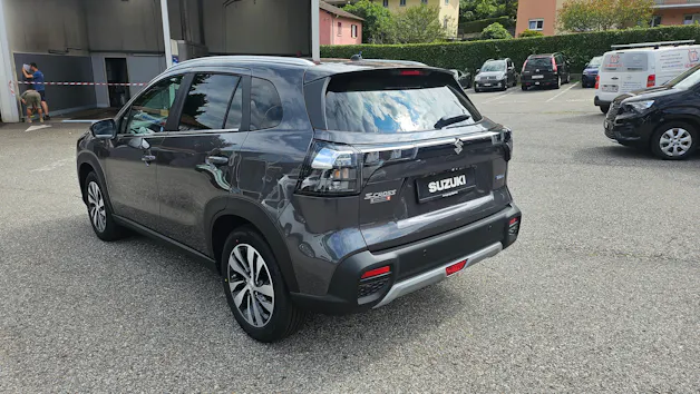 Suzuki S-Cross 1.4 T Compact Top Hybrid 4x4