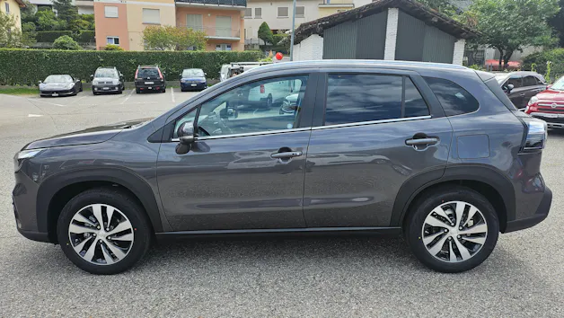Suzuki S-Cross 1.4 T Compact Top Hybrid 4x4