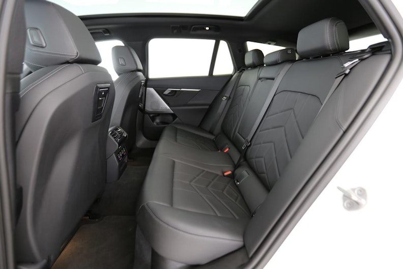 Vehicle image BMW 5 SERIES