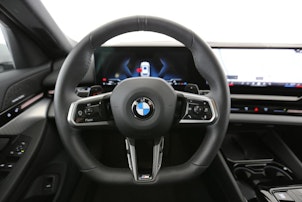 Vehicle image BMW 520d xDrive Touring