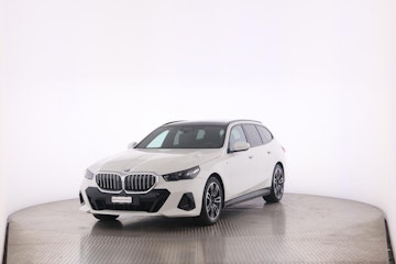 Vehicle image BMW 520d xDrive Touring