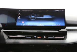 Vehicle image BMW 520d xDrive Touring