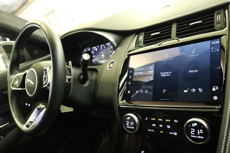 Vehicle image JAGUAR E-PACE