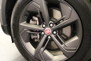 Vehicle image JAGUAR E-Pace 1.5 T 300e R-Dynamic Black AWD