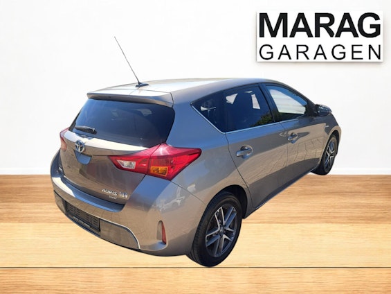 Vehicle image 6 Vehicle image 6