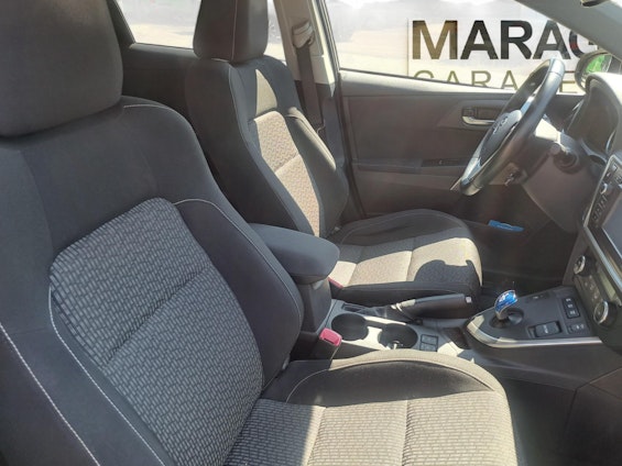 Vehicle image 13 Vehicle image 13