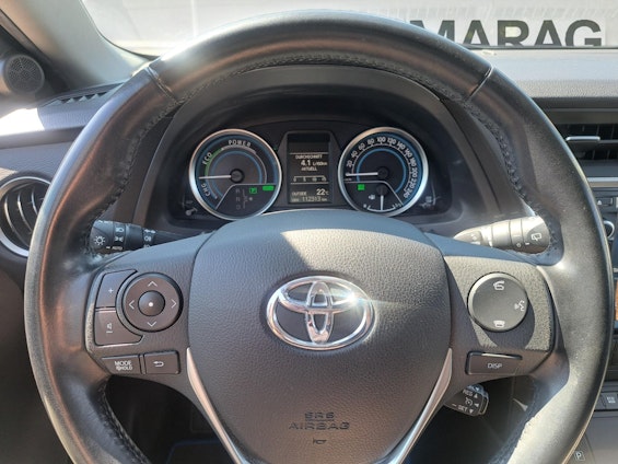 Vehicle image 8 Vehicle image 8