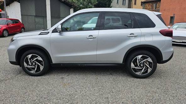 Vehicle image 3 Vehicle image 3