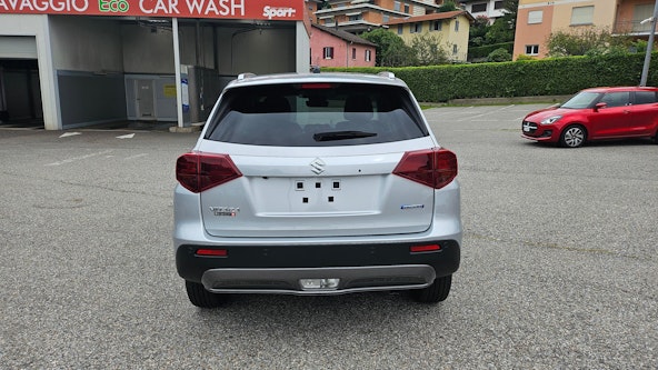 Vehicle image 5 Vehicle image 5