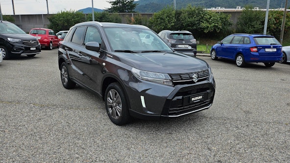 First vehicle image