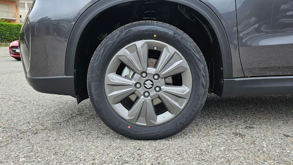 Vehicle image 8 Vehicle image 8