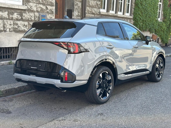 Vehicle image 4 Vehicle image 4