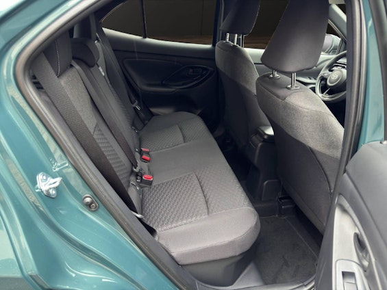 Vehicle image 8 Vehicle image 8