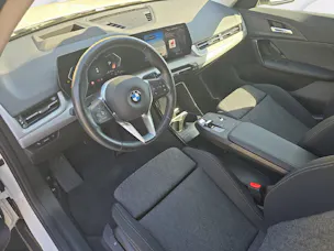 BMW X1 20d xDrive ** 5 Jahre GARANTIE // 2'000 kg Anhängelast **