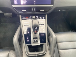 image du véhicule PORSCHE Cayenne 3.0 V6 E-Hybrid