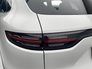 image du véhicule PORSCHE Cayenne 3.0 V6 E-Hybrid